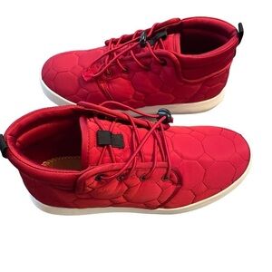 Sun + Stone Fin Quilted Bright Red Sneakers NEW Size 7